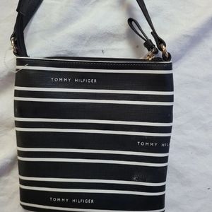 Tommy Hilfiger Purse
